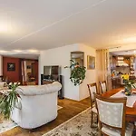 Raua 13 Apartment